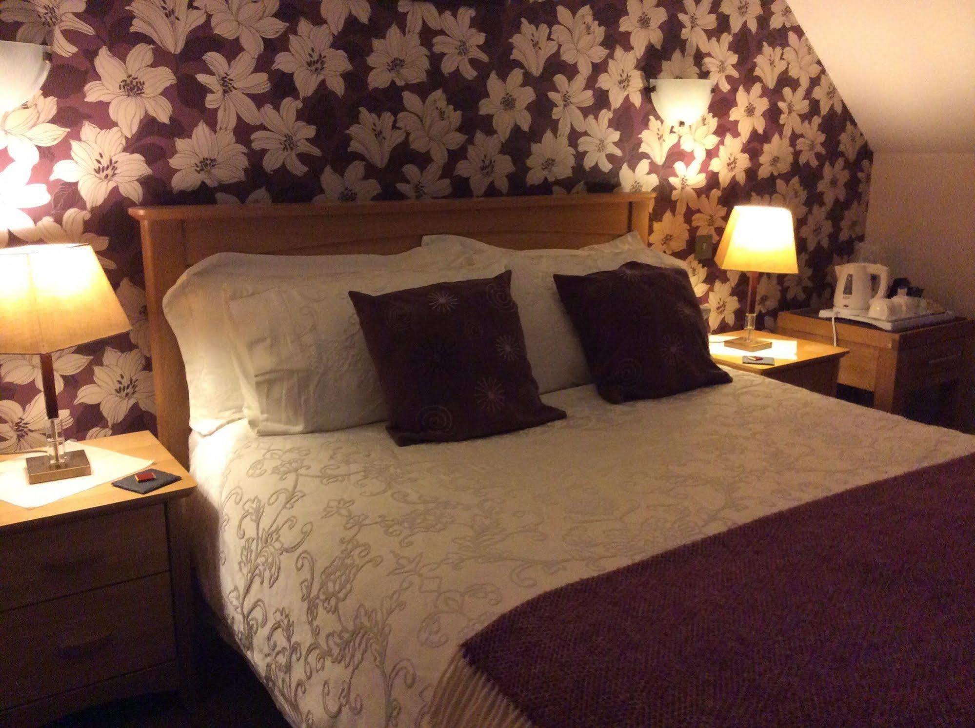 Castleview Bed & Breakfast Дафтаун Экстерьер фото